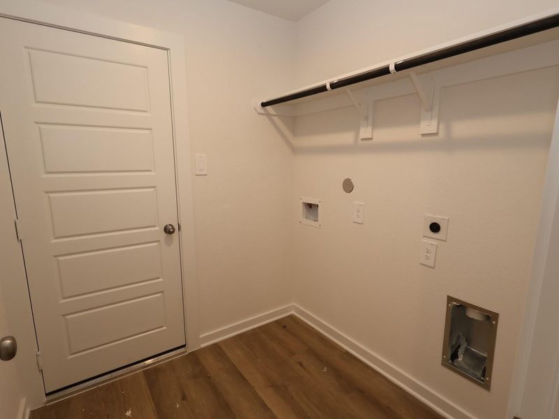 Spacious, unfurnished interior of a new home in Moran Ranch, Willis (Image 19).