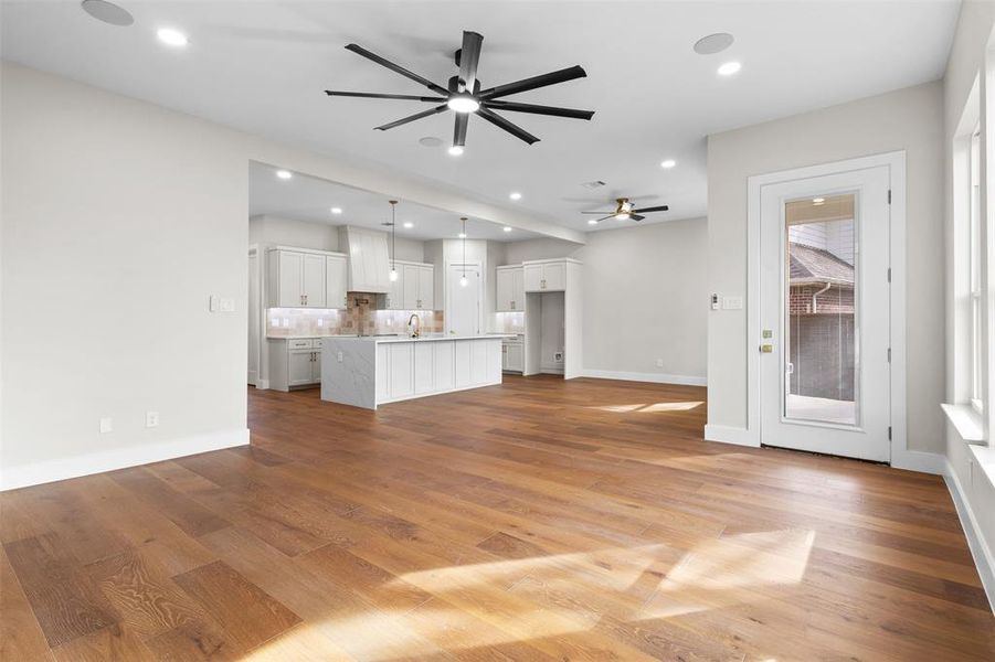 Spacious, unfurnished interior of a new home in , North Richland Hills (Image 21).