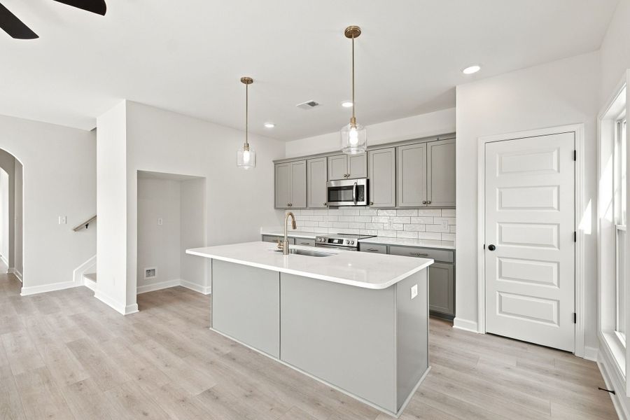 Modern Kitchen Modern Kitchen