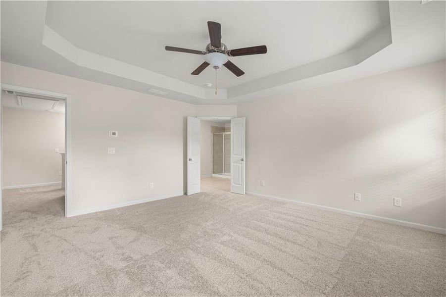 Spacious, unfurnished interior of a new home in Sandtown Falls, Atlanta (Image 28). Spacious, unfurnished interior of a new home in Sandtown Falls, Atlanta (Image 28).