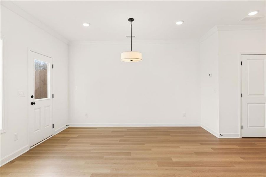 Spacious, unfurnished interior of a new home in Bluffs at Bells Ferry, Marietta (Image 14).