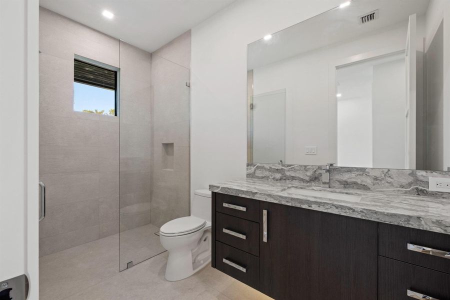 Spacious, unfurnished interior of a new home in , North Palm Beach (Image 55). Spacious, unfurnished interior of a new home in , North Palm Beach (Image 55).