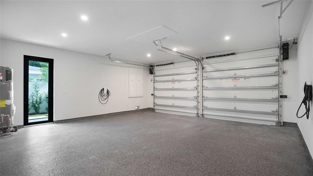 Spacious, unfurnished interior of a new home in , Wilton Manors (Image 14). Spacious, unfurnished interior of a new home in , Wilton Manors (Image 14).