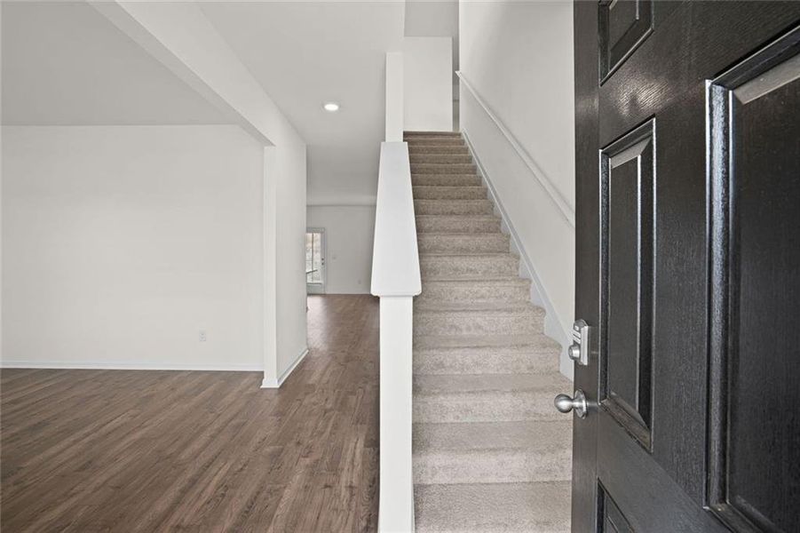 Spacious, unfurnished interior of a new home in Twin Lakes, Hoschton (Image 20).