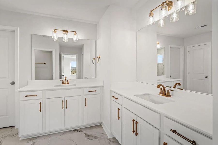 The Brookston E Primary Suite Bathroom