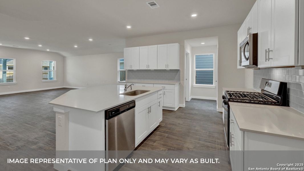 Furnished interior view inside a new home in Trace, San Marcos (Image 9).