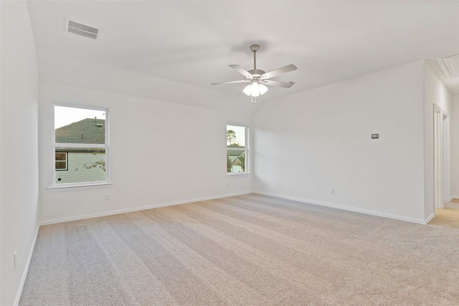 Spacious, unfurnished interior of a new home in The Woodlands Hills, Willis (Image 24). Spacious, unfurnished interior of a new home in The Woodlands Hills, Willis (Image 24).