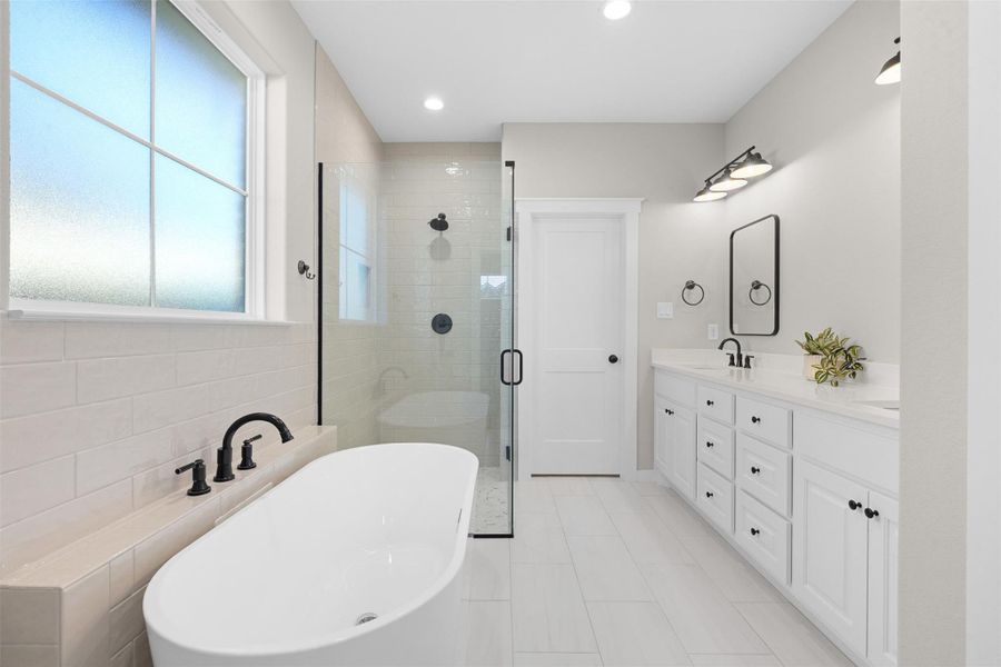 Furnished interior view inside a new home in , Bryan (Image 14).