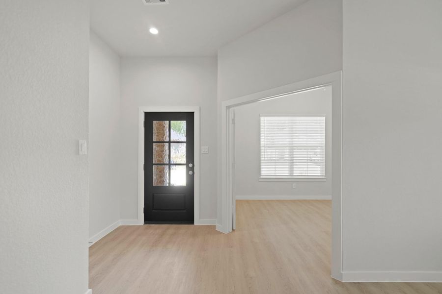 Spacious, unfurnished interior of a new home in Audubon, Magnolia (Image 12). Spacious, unfurnished interior of a new home in Audubon, Magnolia (Image 12).