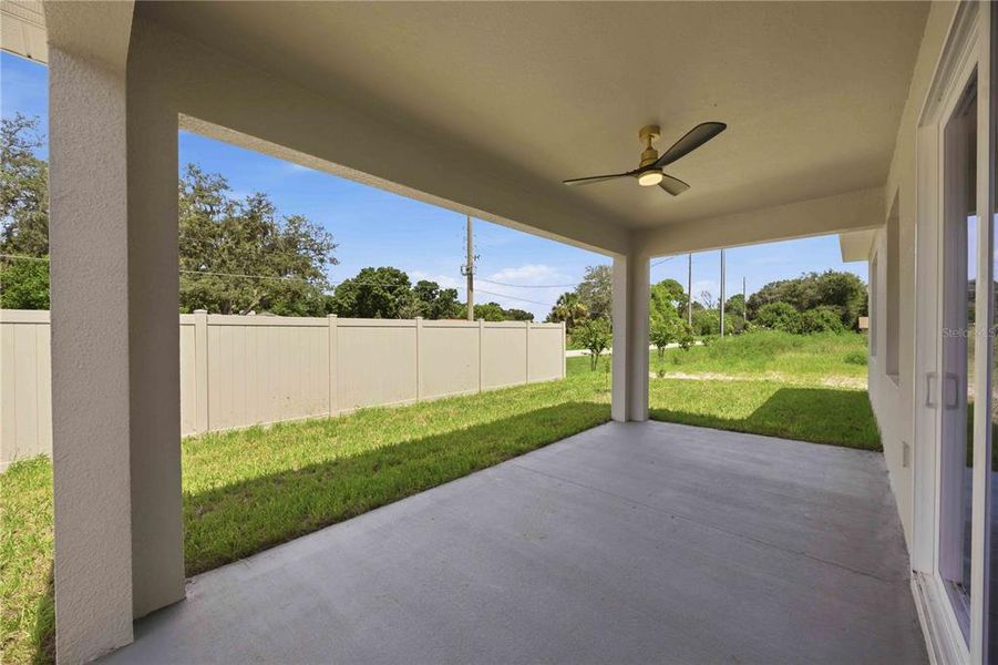 Exterior details and patio area of a home in , Winter Haven (Image 30).