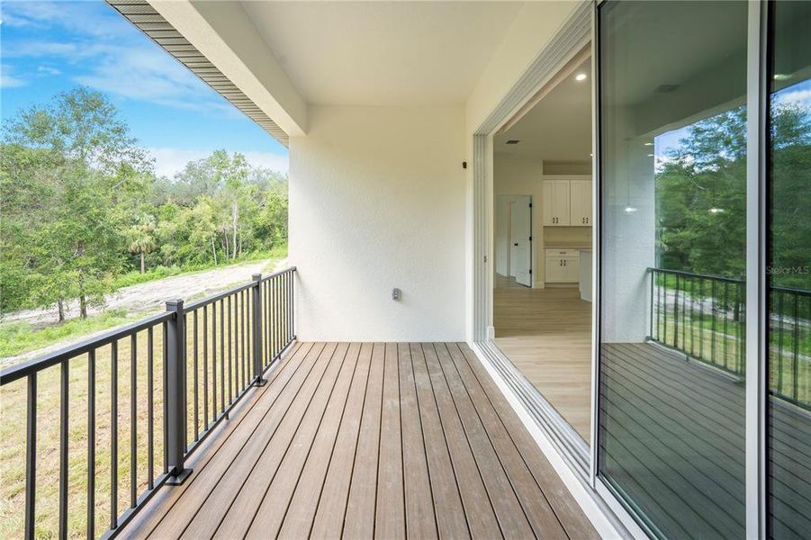 Spacious, unfurnished interior of a new home in , Fruitland Park (Image 23).