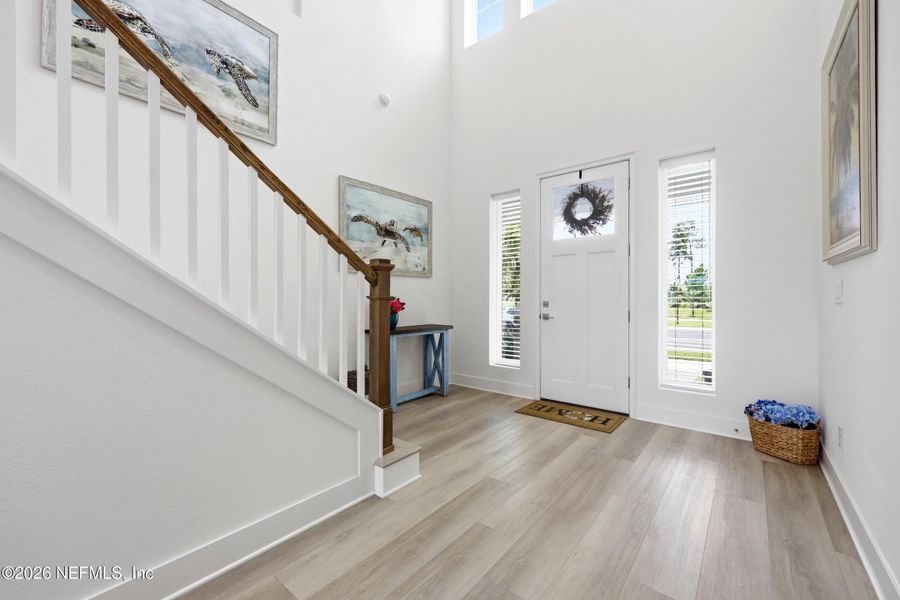 Spacious, unfurnished interior of a new home in Seven Pines, Jacksonville (Image 21).