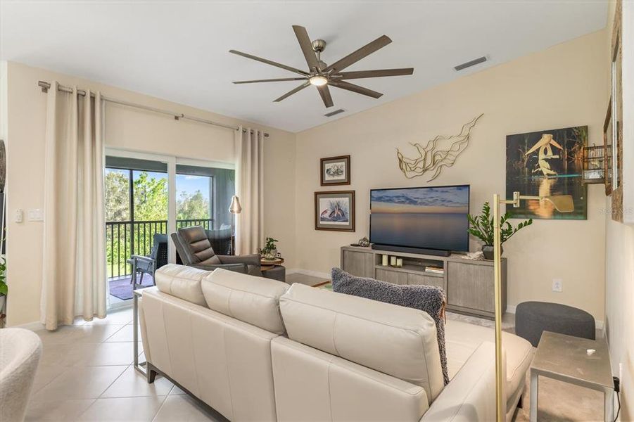 Furnished interior view inside a new home in , Punta Gorda (Image 6).