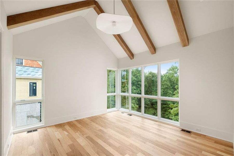 Image 39 of a home in .