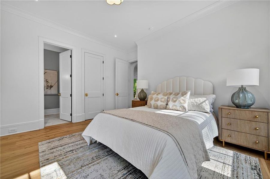 Furnished interior view inside a new home in , Atlanta (Image 16).