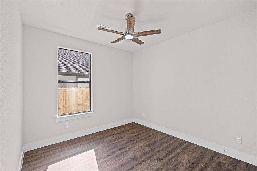 Spacious, unfurnished interior of a new home in , Granbury (Image 30).