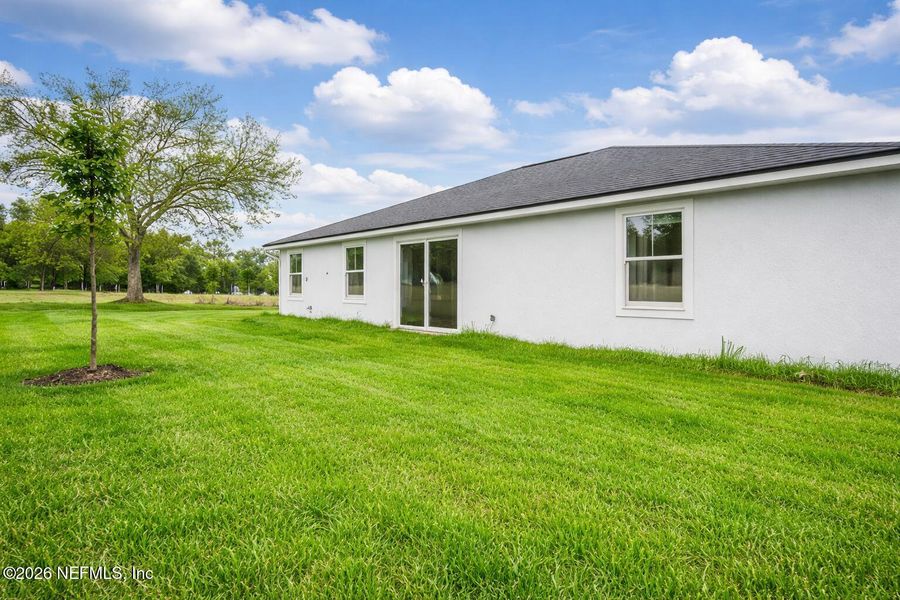 Exterior details and patio area of a home in , Jacksonville (Image 27).