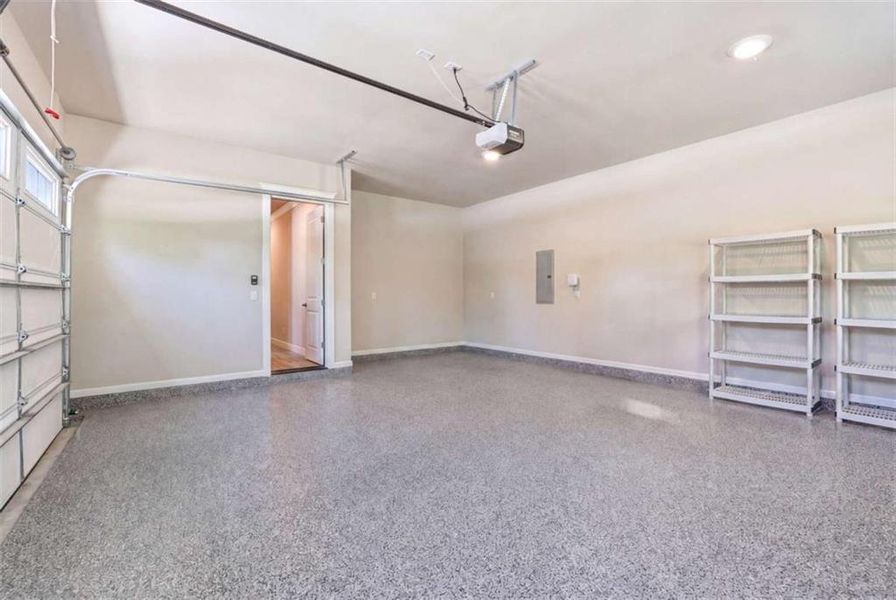 Spacious, unfurnished interior of a new home in , Clarkesville (Image 25).