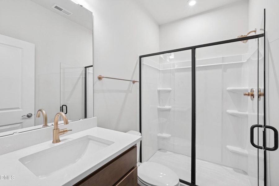 Twinleaf Townes 12_Bathroom 2_10.23.25_w