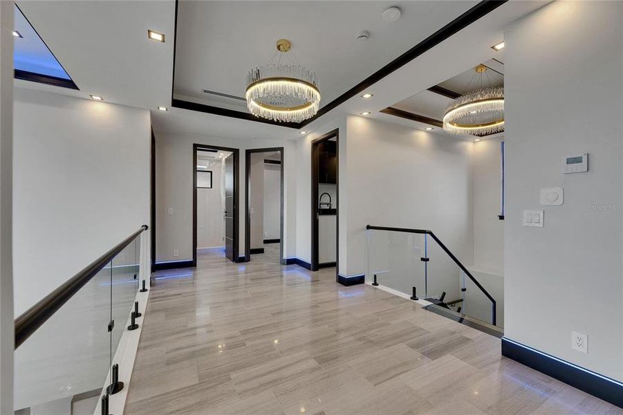 Spacious, unfurnished interior of a new home in , Apollo Beach (Image 88).