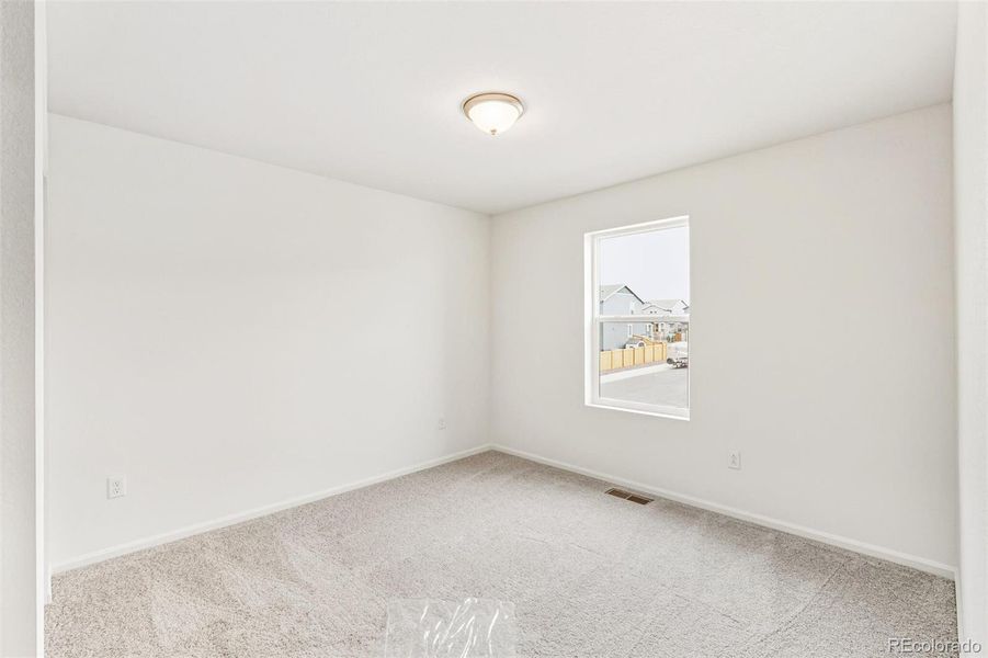 Spacious, unfurnished interior of a new home in Sky Ranch Villas, Watkins (Image 30).