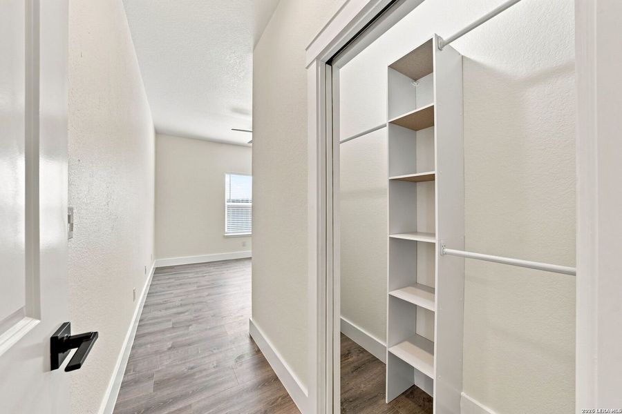 Spacious, unfurnished interior of a new home in , Kerrville (Image 26). Spacious, unfurnished interior of a new home in , Kerrville (Image 26).