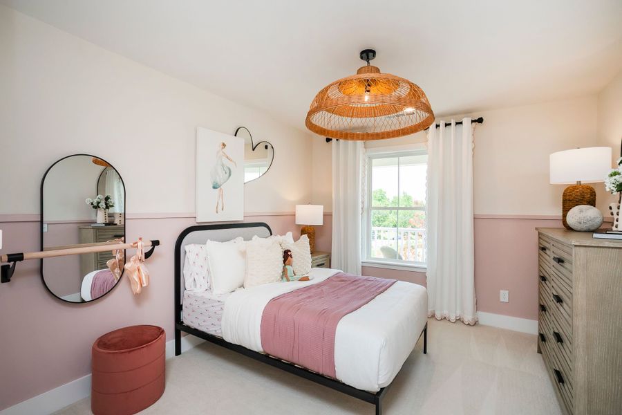 Representative furnished interior of a home built from the Continental by Pulte Homes in Glenview Farms, Murfreesboro (Image 19).