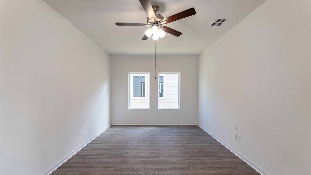 Spacious, unfurnished interior of a new home in Katzer Ranch, Converse (Image 21).
