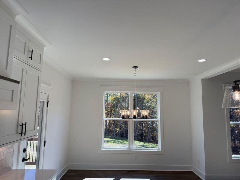 Spacious, unfurnished interior of a new home in , Waleska (Image 19).