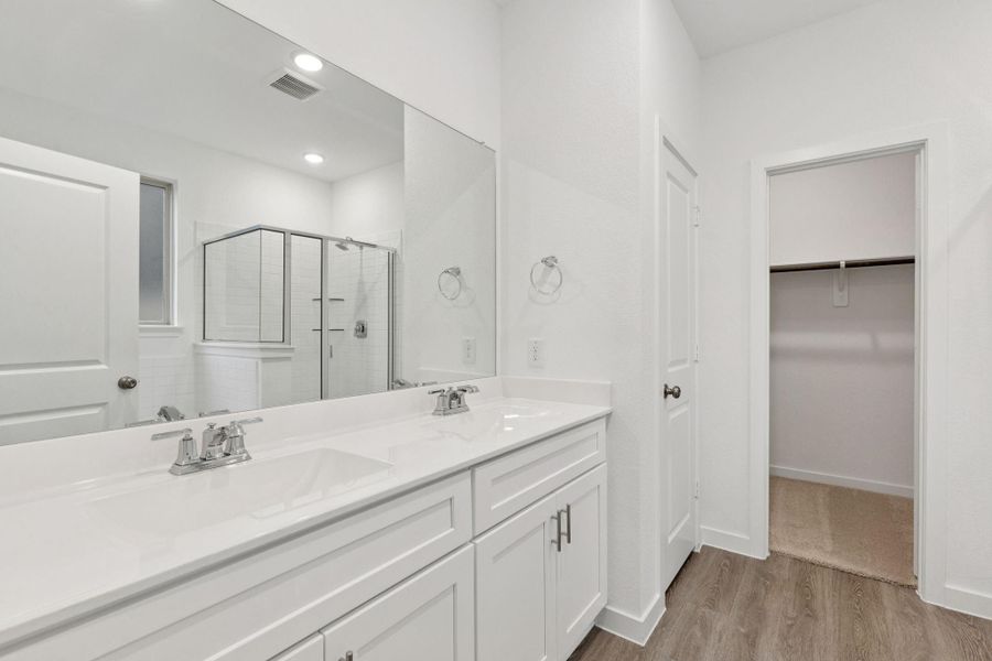 Furnished interior view inside a new home in Mavera, Conroe (Image 10).