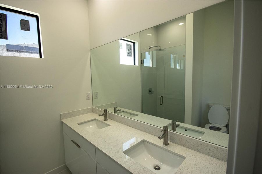 Furnished interior view inside a new home in , Lehigh Acres (Image 3).