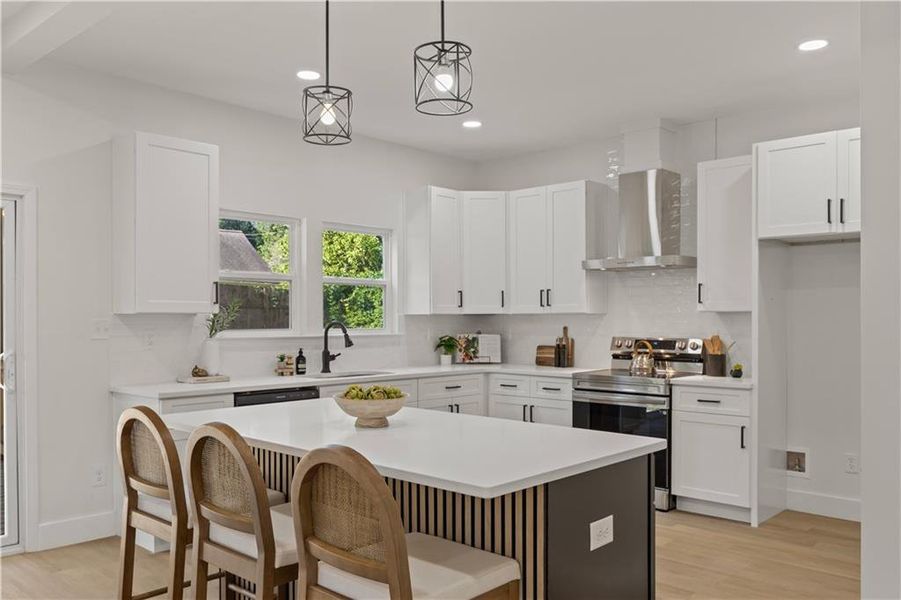 Furnished interior view inside a new home in , Scottdale (Image 21).