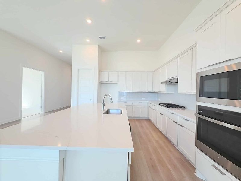 Furnished interior view inside a new home in Polo Ridge, Mesquite (Image 7).
