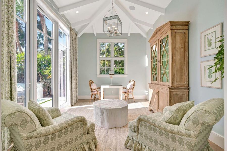 Vaulted Ceilings Vaulted Ceilings