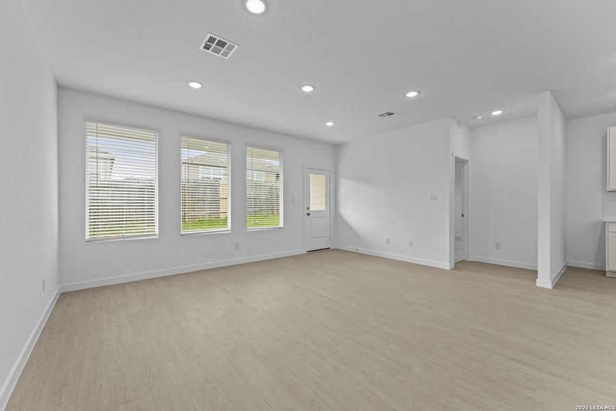 Spacious, unfurnished interior of a new home in Grace Valley, Marion (Image 27).