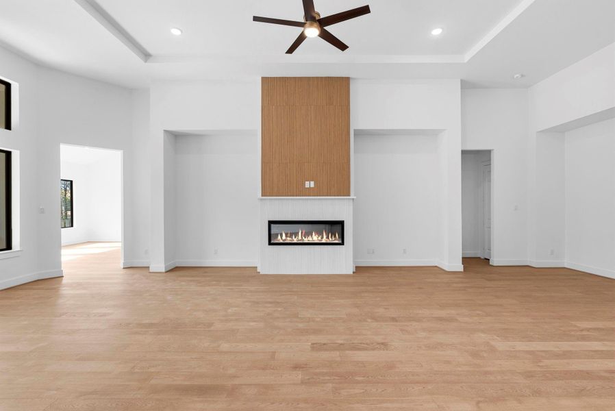 Spacious, unfurnished interior of a new home in COLTON - Fedrick Harris, Montgomery (Image 10).
