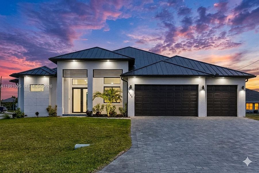 This 2,420 sq ft luxury residence features bright open floor plan w/ 3 beds + flex den + 3.5 baths, designed for MODERN FLORIDA LIVING! This 2,420 sq ft luxury residence features bright open floor plan w/ 3 beds + flex den + 3.5 baths, designed for MODERN FLORIDA LIVING!
