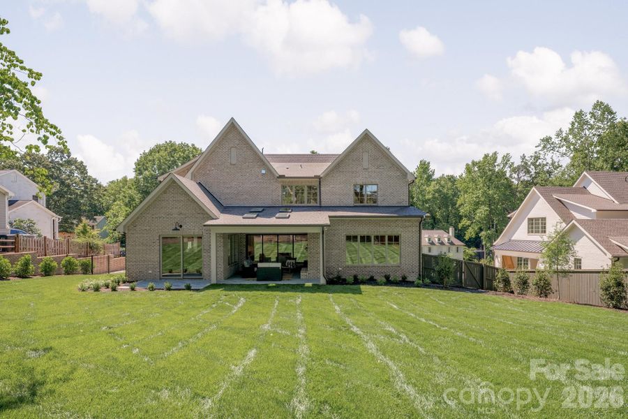 Gorgeous backyard