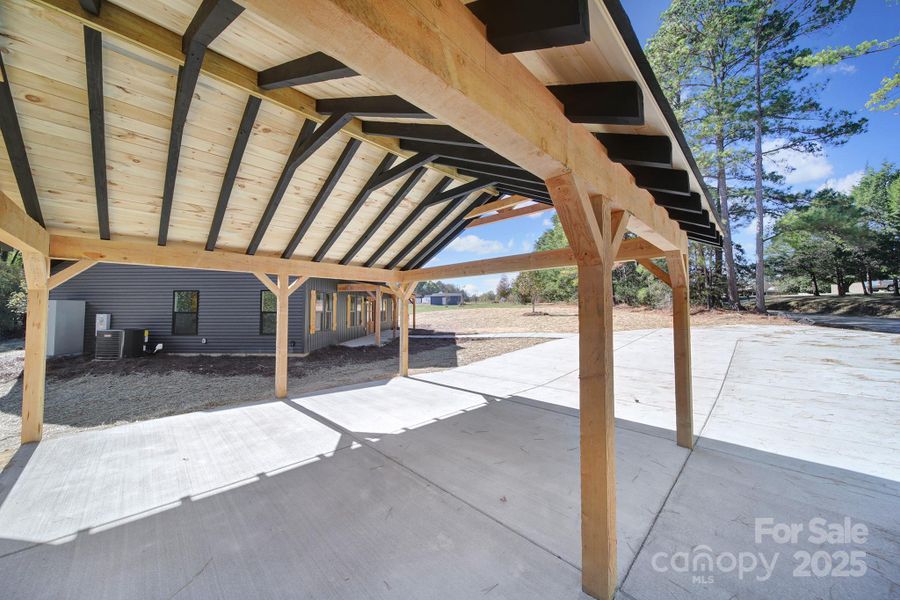 Image 27 of a home in .