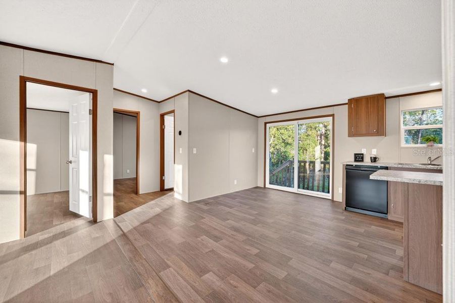 Spacious, unfurnished interior of a new home in , Paisley (Image 17).