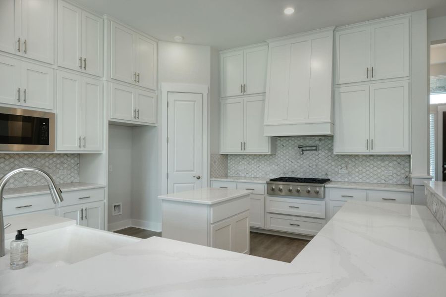 REPRESENTATIVE OF FLOOR PLAN