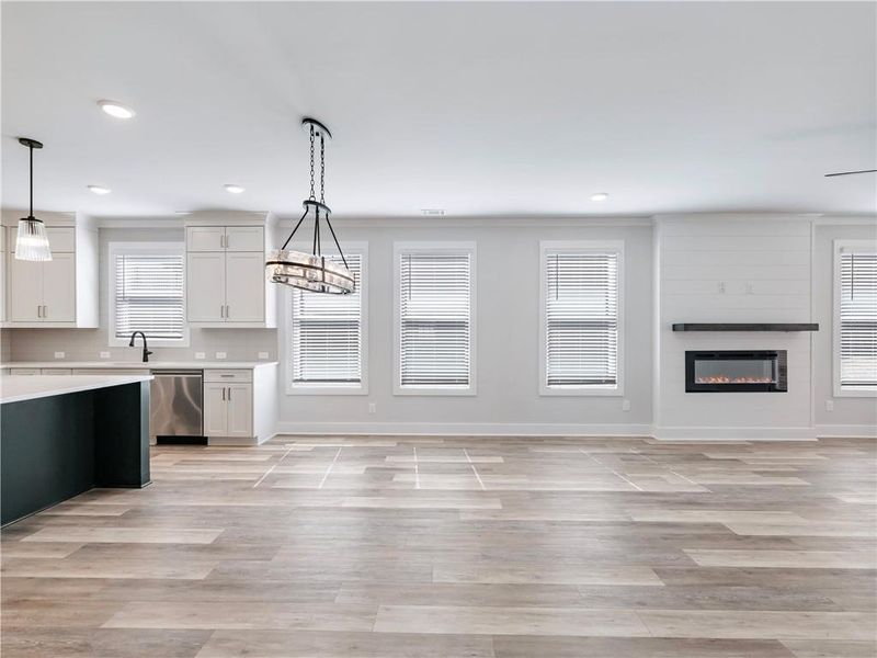 Spacious, unfurnished interior of a new home in , Lawrenceville (Image 35).