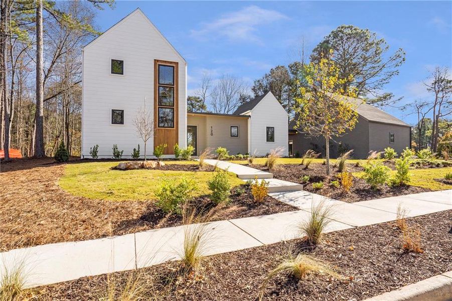 Community amenities in Aster, Roswell (Image 47).