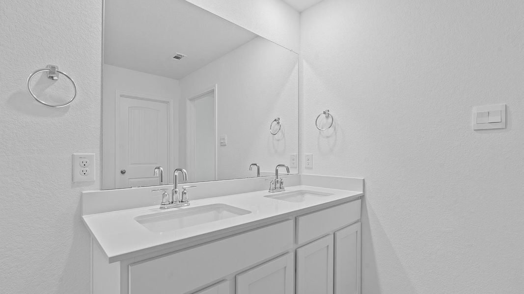 Close-up of interior finishes inside a home in Southgrove, Kyle (Image 12).