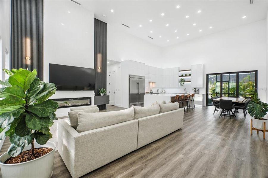 Furnished interior view inside a new home in , Port Charlotte (Image 52).