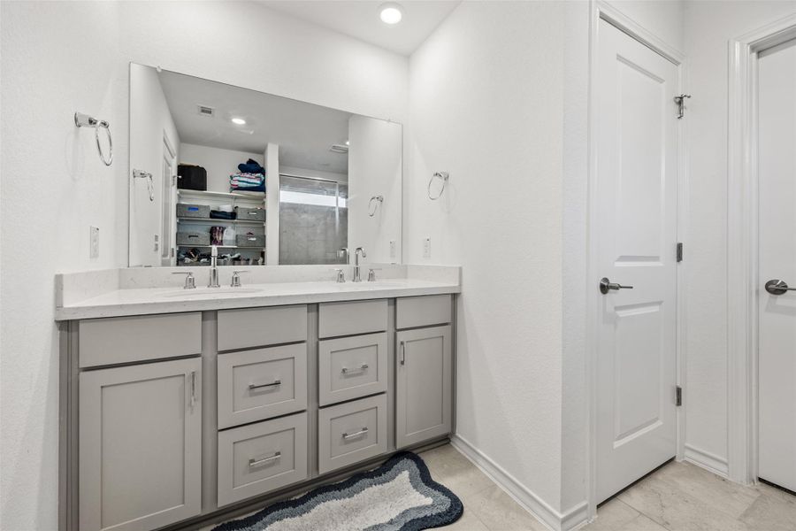 Furnished interior view inside a new home in Stonewall Ranch 50s, Liberty Hill (Image 15).