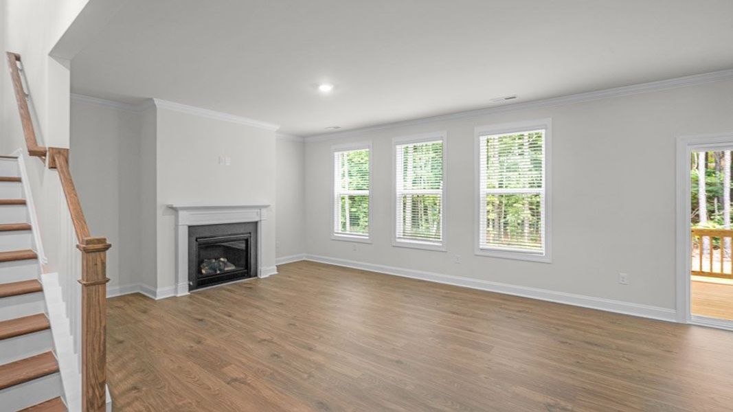 Spacious, unfurnished interior of a new home in Horton Park, Apex (Image 12).