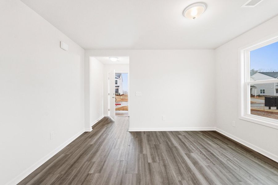 Spacious, unfurnished interior of a new home in Six Oaks, Summerville (Image 41).