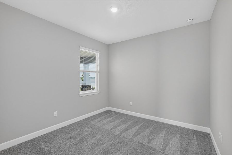 Spacious, unfurnished interior of a new home in Coasterra Community Group Page, Palmetto (Image 11).