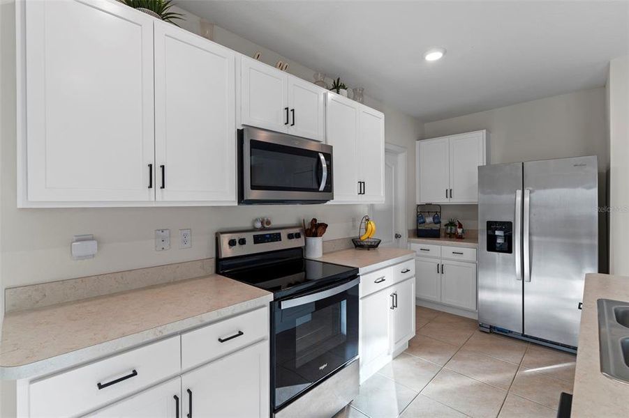 Furnished interior view inside a new home in Pelham Park, Deland (Image 27).